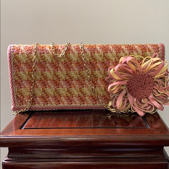 Charming Lorren Bell pink tweed clutch - Picture 11 of 11